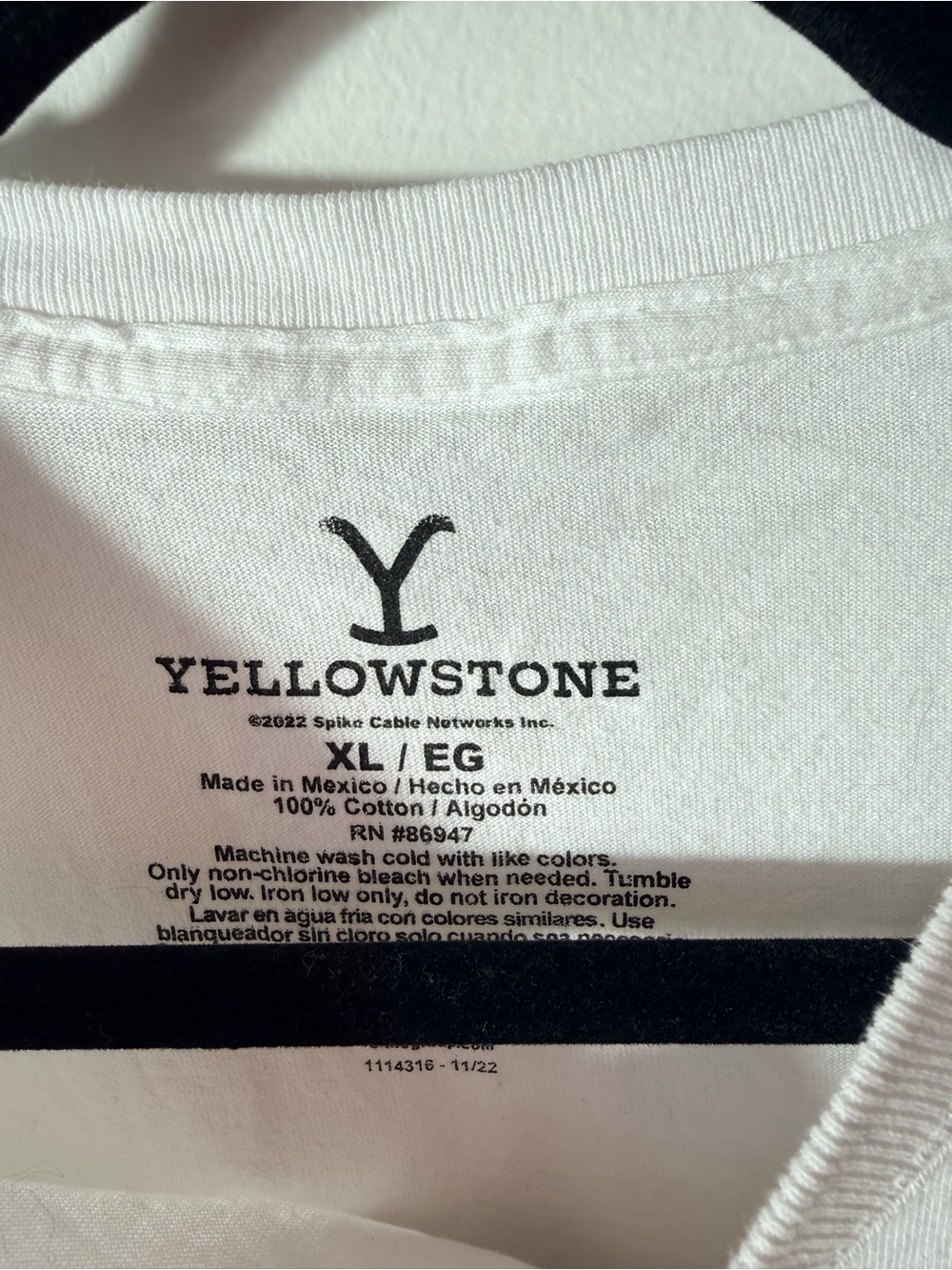 Yellowstone Dutton Ranch Graphic Tee - Picture 4 of 5